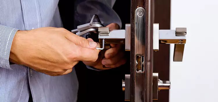 Commercial Door Lock Repair Banning