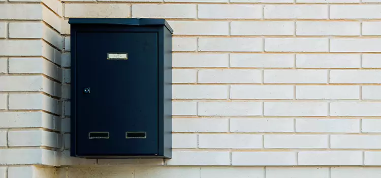 Mailbox Lock Repair Banning